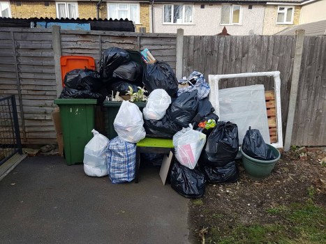 Professional house clearance service in Mortlake
